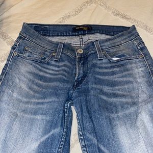 Levi 524 cropped jeans